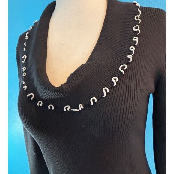 EUC! CACHE' Silk Blend Ribbed Knit Top Ruffle Cowl Neckline 3/4 Sleeve M - Picture 2 of 6